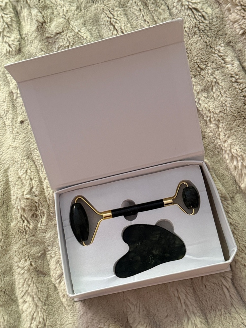 Dark Green Jade Facial Roller & Gua Sha Set